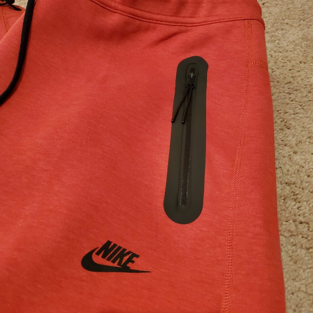 NWT Nike Tech Fleece men's Sweatpants Standard Fit Straight leg XXL red heather - Picture 8 of 12